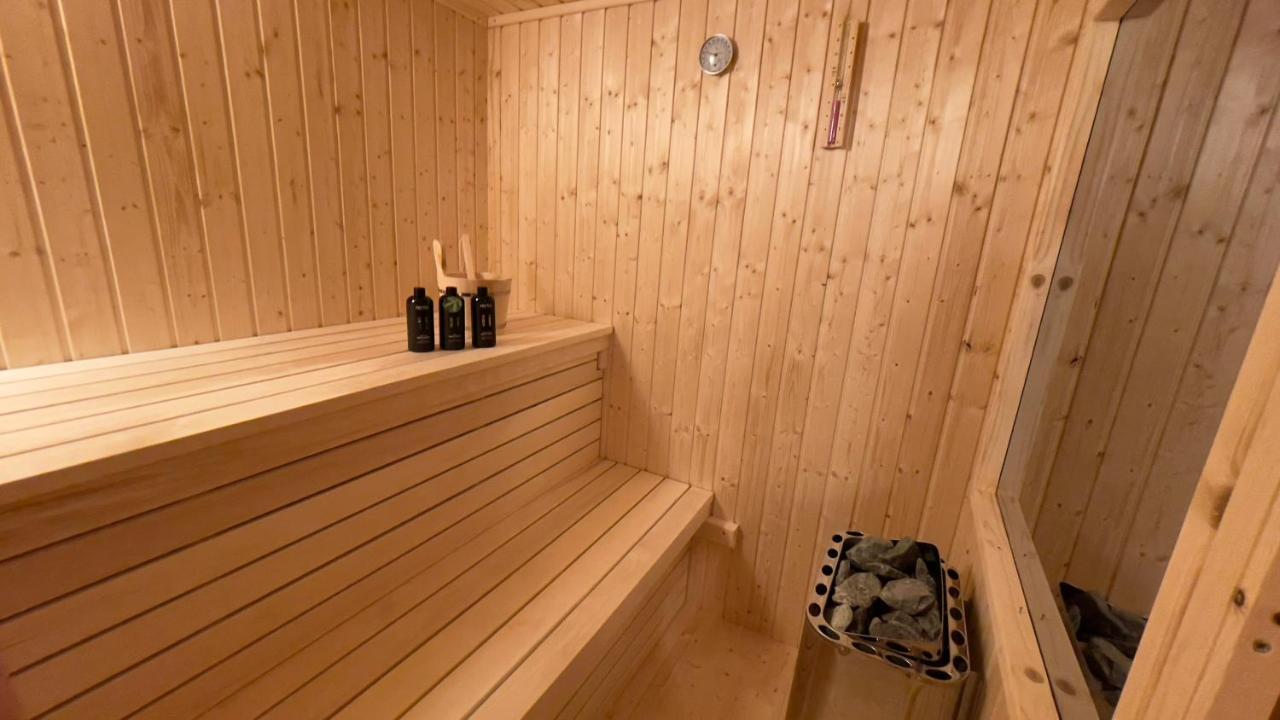 Bor In Bor Luxury Apartment With Sauna & Garden - クランスカゴーラ エクステリア 写真