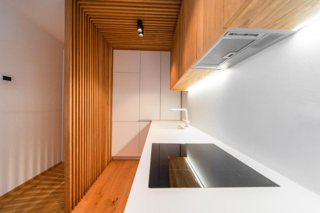 Bor In Bor Luxury Apartment With Sauna & Garden - クランスカゴーラ エクステリア 写真