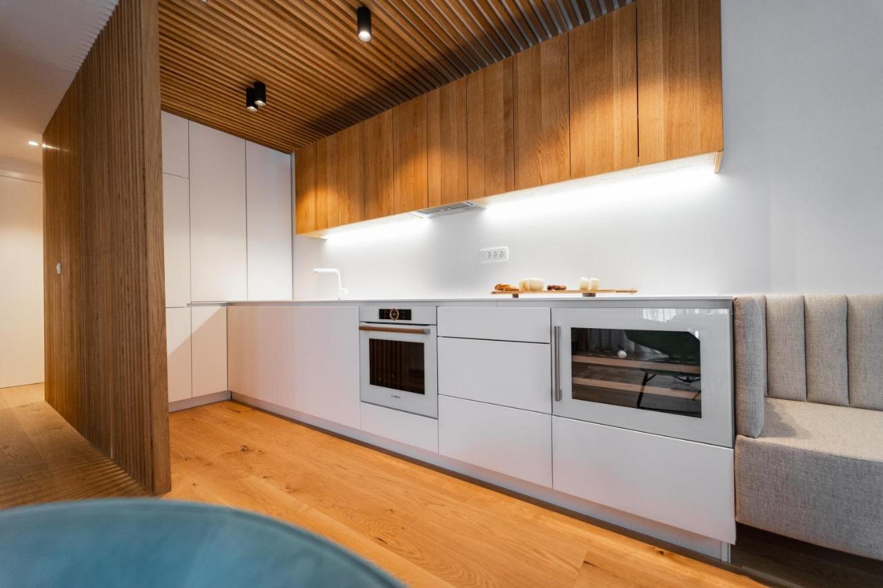 Bor In Bor Luxury Apartment With Sauna & Garden - クランスカゴーラ エクステリア 写真